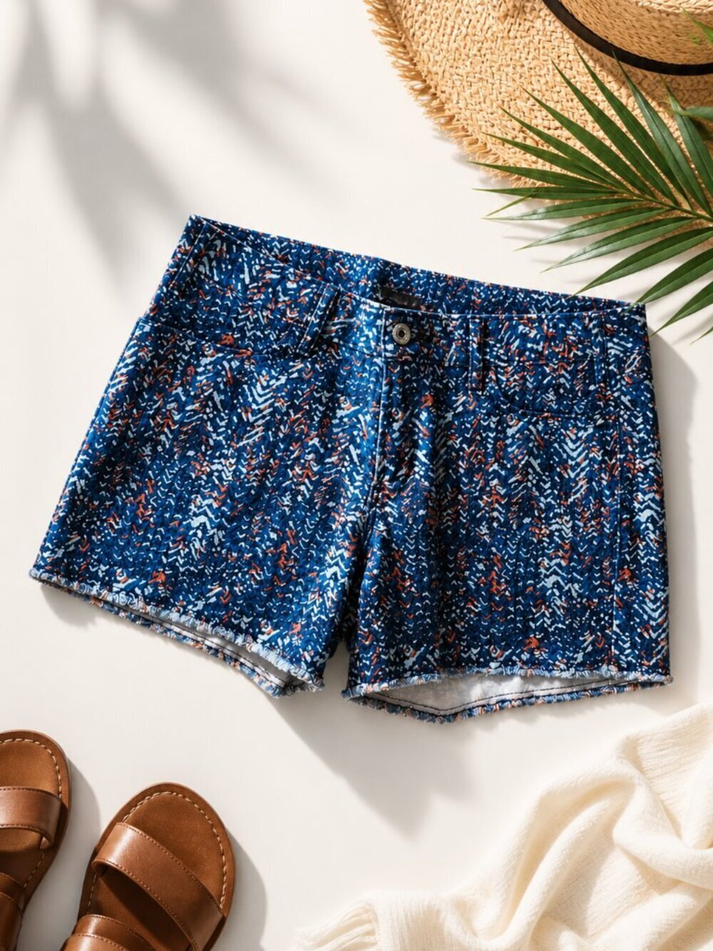 Levi’s Printed Denim Shorts Blue Abstract High Rise Festival Size 12